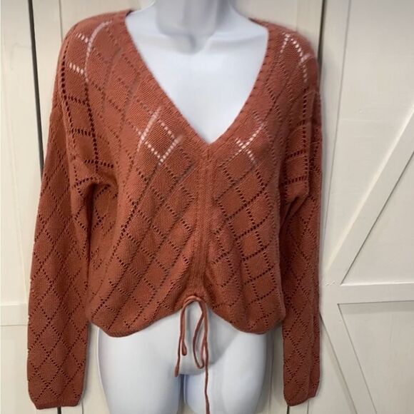 Jessica Simpson Long Sleeve V-Neck Knit Sweater In Blush Salmon Size Small - Picture 6 of 13